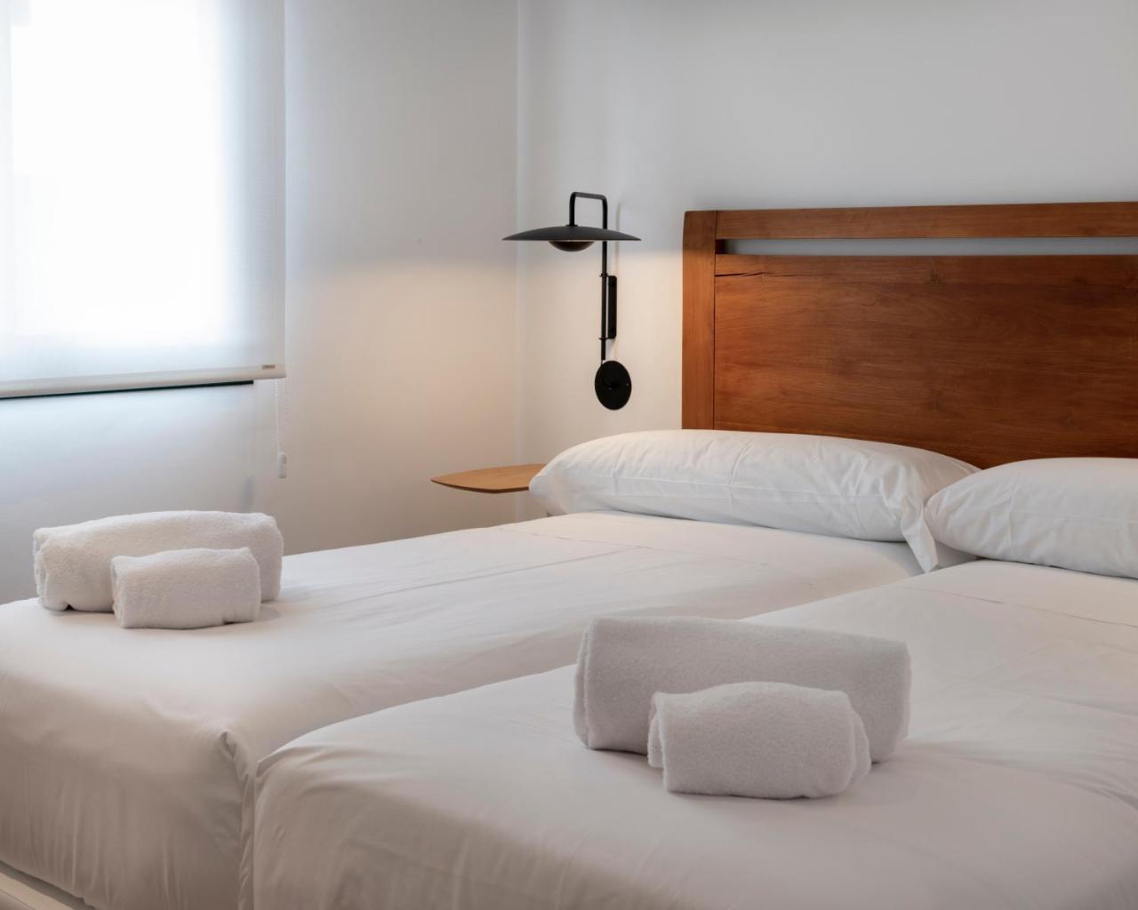 Alta House Apartments 4 Vents Begur Bagian luar foto